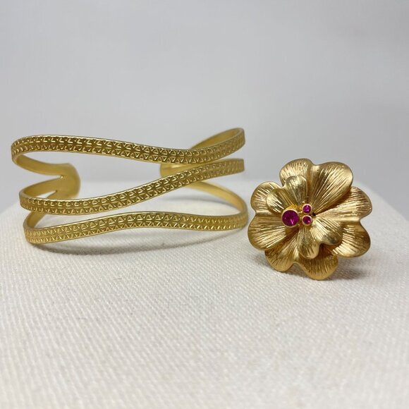 Lia Sophia Azalea Ring Size 10 Trance‎ Slide Bracelet Set of 2 Gold-Tone Retired - Picture 1 of 12